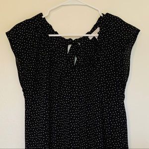 LAUREN CONRAD Black Scoop Neck Blouse